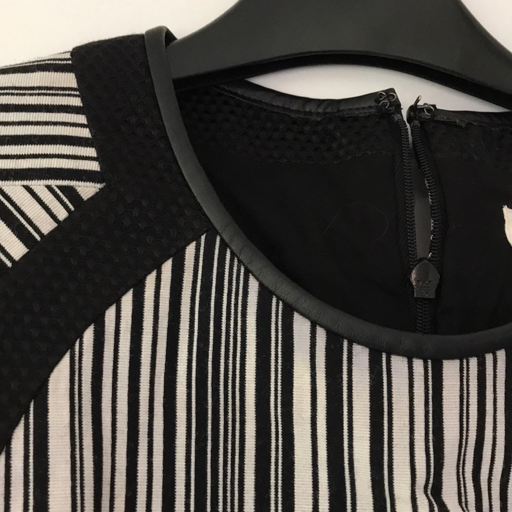 O'2nd Striped Vest - Picture 3 of 5